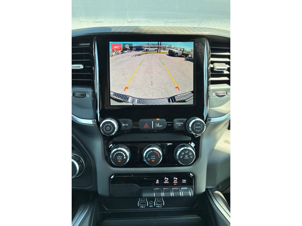 2026 RAM Ram 1500 1500 EXPRESS CREW CAB 4X4 5'7' BOX