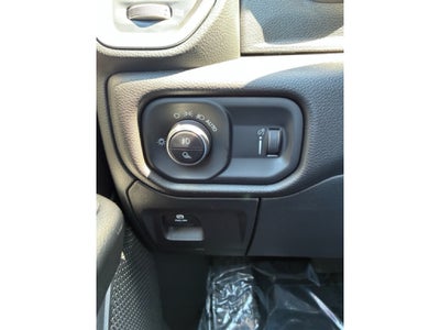 2026 RAM Ram 1500 1500 EXPRESS CREW CAB 4X4 5'7' BOX