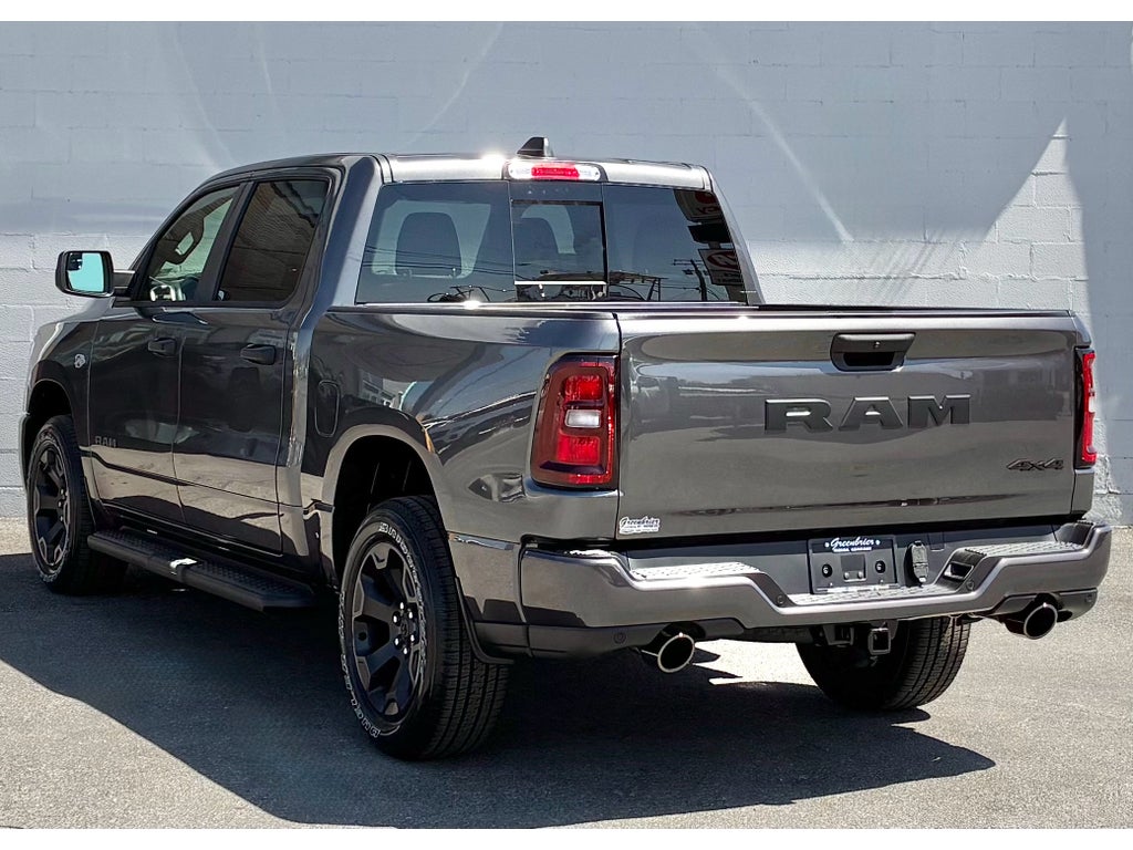 2026 RAM Ram 1500 1500 EXPRESS CREW CAB 4X4 5'7' BOX