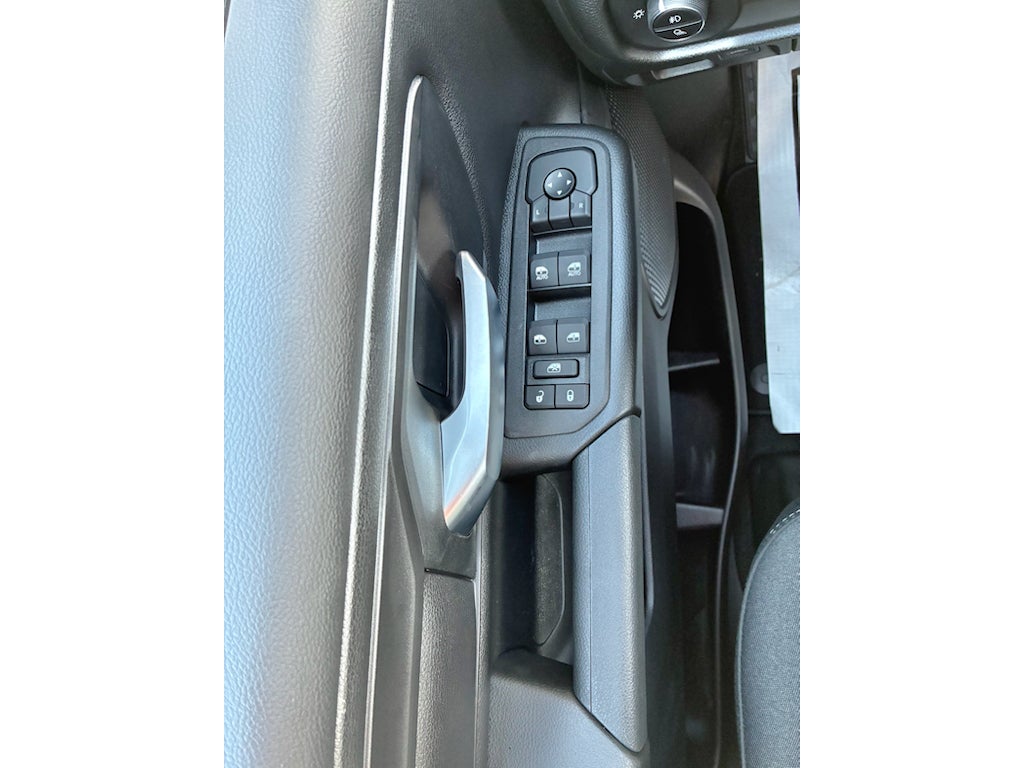 2026 RAM 1500 EXPRESS CREW CAB 4X4 5'7' BOX