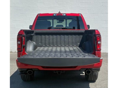 2026 RAM 1500 EXPRESS CREW CAB 4X4 5'7' BOX
