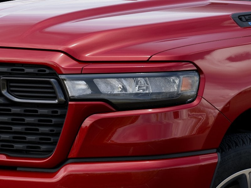 2026 RAM Ram 1500 EXPRESS CREW CAB 4X4 5'7' BOX