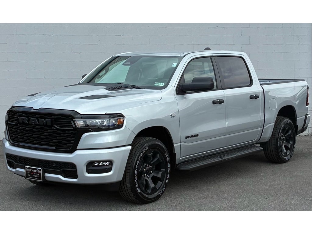 2026 RAM Ram 1500 RAM 1500 EXPRESS CREW CAB 4X4 5'7' BOX