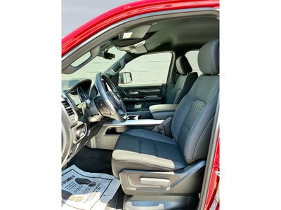2026 RAM Ram 1500 EXPRESS CREW CAB 4X4 5'7' BOX