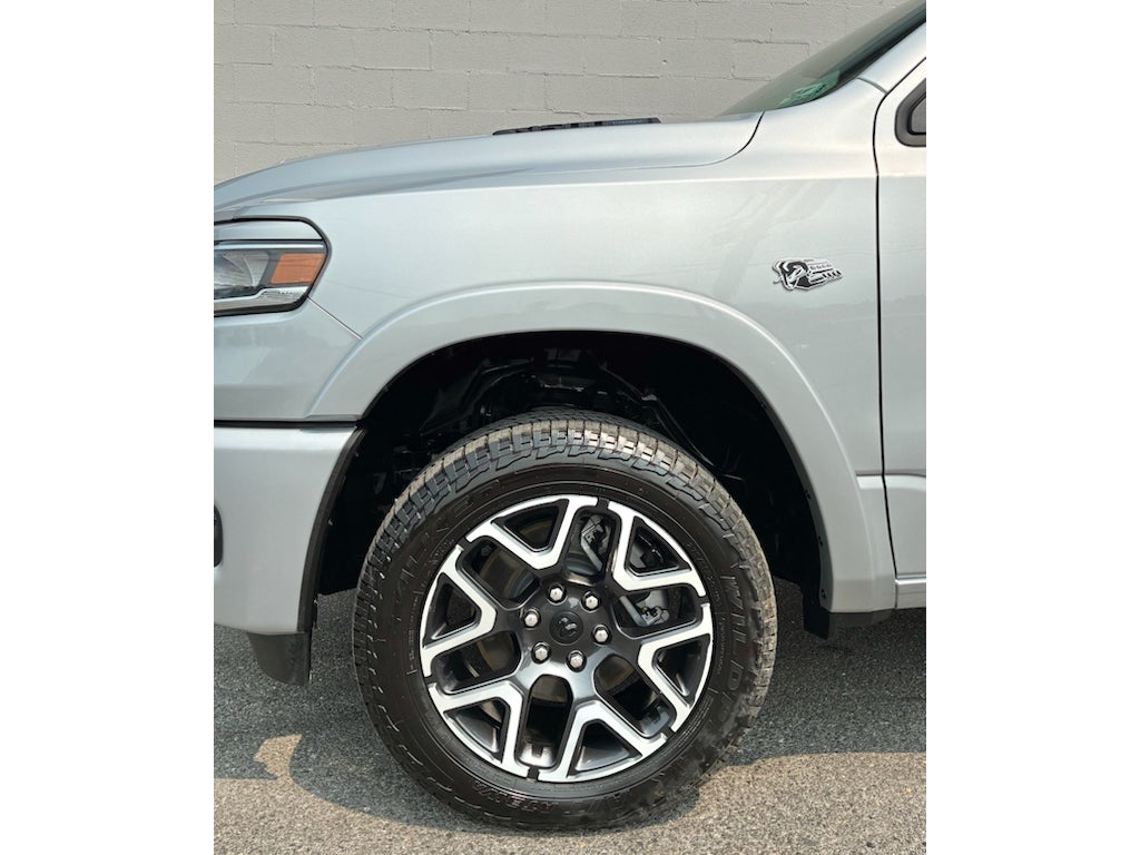 2026 RAM Ram 1500 RAM LARAMIE CREW CAB 4X4 5'7' BOX