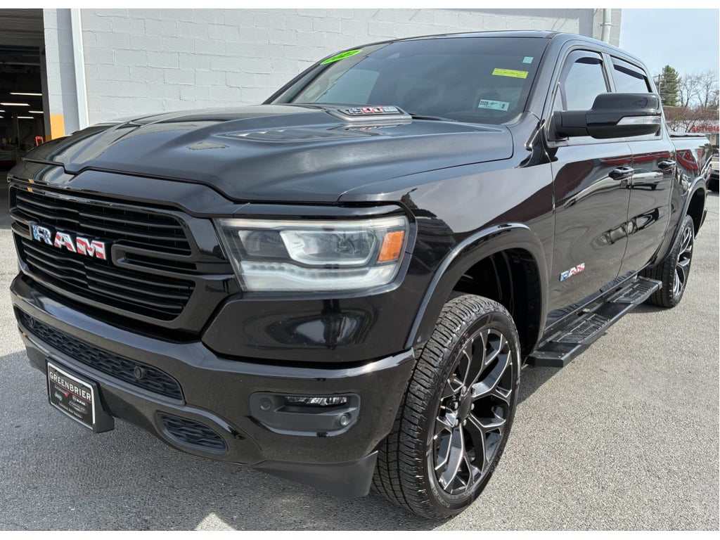 2022 RAM 1500 Laramie Crew Cab 4x4 5'7' Box
