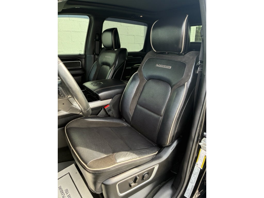 2022 RAM 1500 Laramie Crew Cab 4x4 5'7' Box