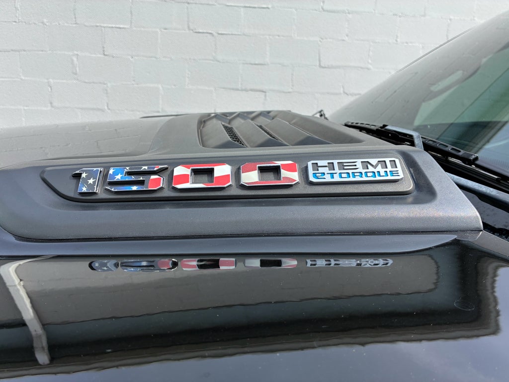 2022 RAM 1500 Laramie Crew Cab 4x4 5'7' Box