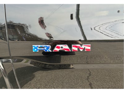 2022 RAM 1500 Laramie Crew Cab 4x4 5'7' Box