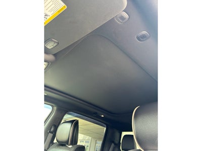 2022 RAM 1500 Laramie Crew Cab 4x4 5'7' Box