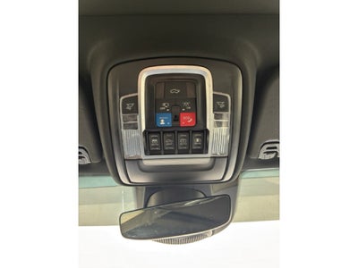 2022 RAM 1500 Laramie Crew Cab 4x4 5'7' Box