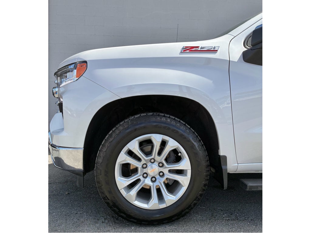 2024 Chevrolet Silverado 1500 4WD Crew Cab Short Bed LTZ