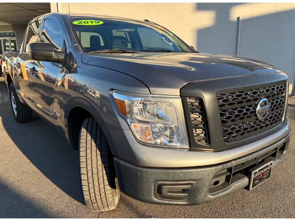 2019 Nissan TITAN S