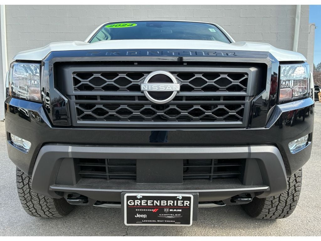 2024 Nissan Frontier Crew Cab SV 4x4
