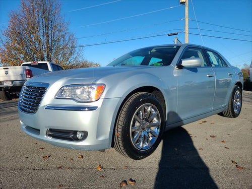 2013 Chrysler 300 Motown