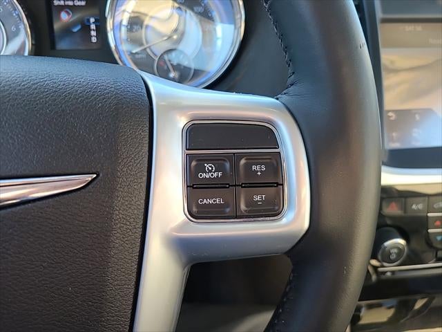 2013 Chrysler 300 Motown