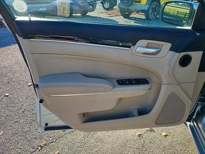 2013 Chrysler 300 Motown
