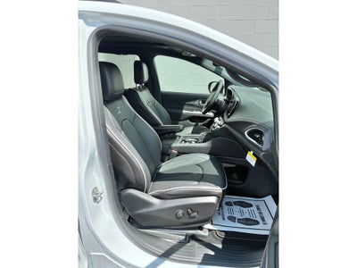 2027 Chrysler Pacifica LIMITED AWD