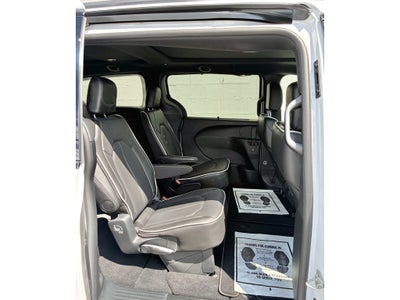 2027 Chrysler Pacifica LIMITED AWD