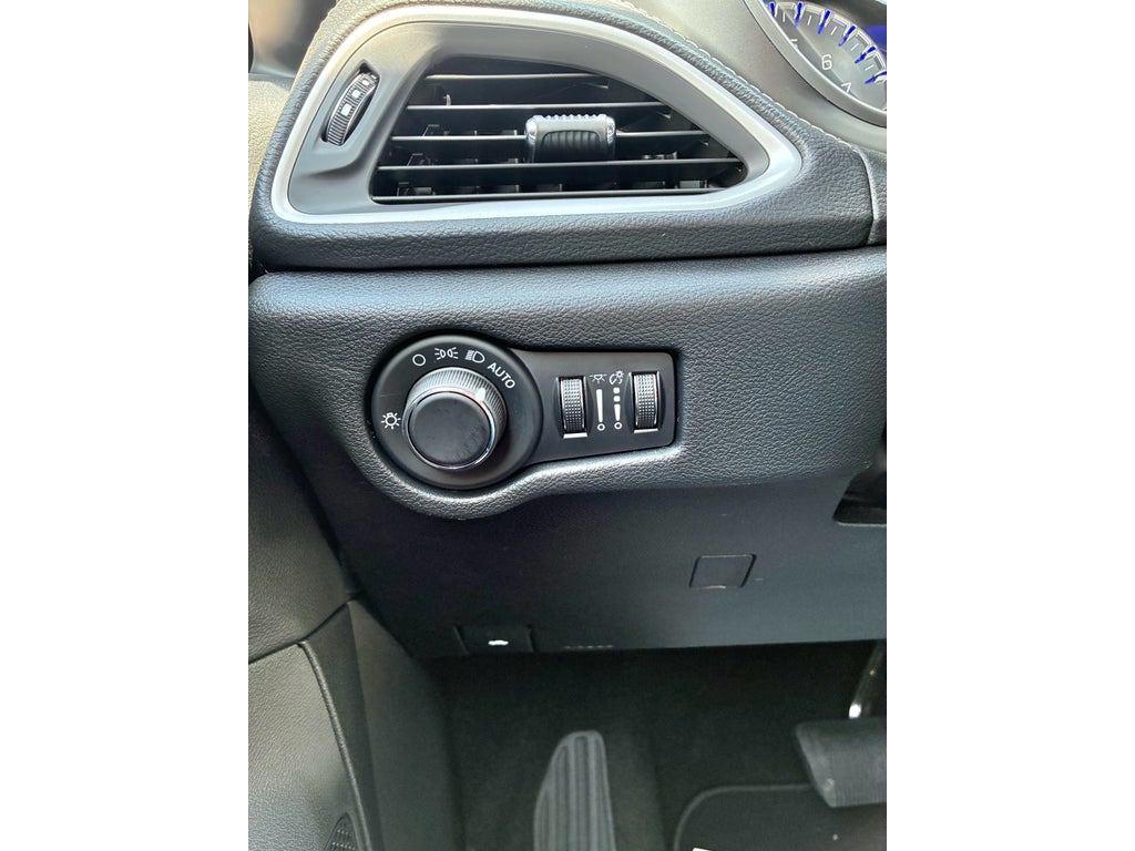 2027 Chrysler Pacifica LIMITED AWD