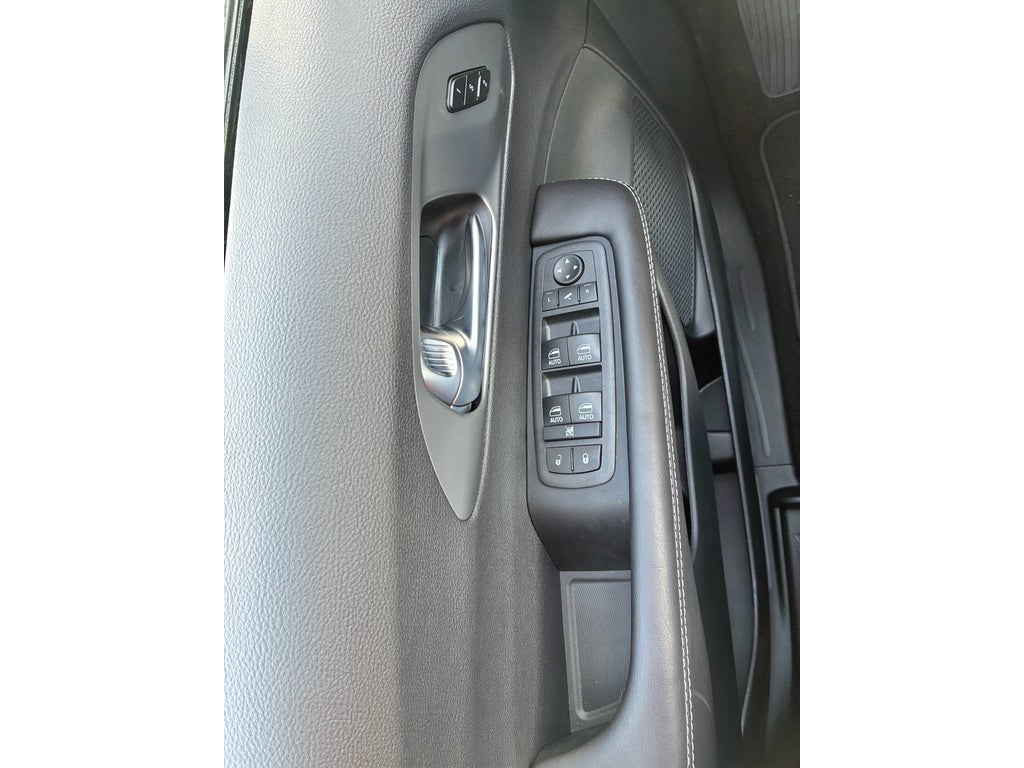 2027 Chrysler Pacifica LIMITED AWD