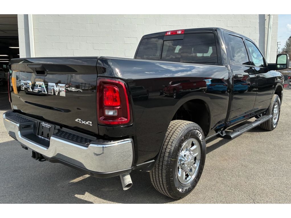 2026 RAM Ram 3500 RAM 3500 TRADESMAN CREW CAB 4X4 6'4' BOX