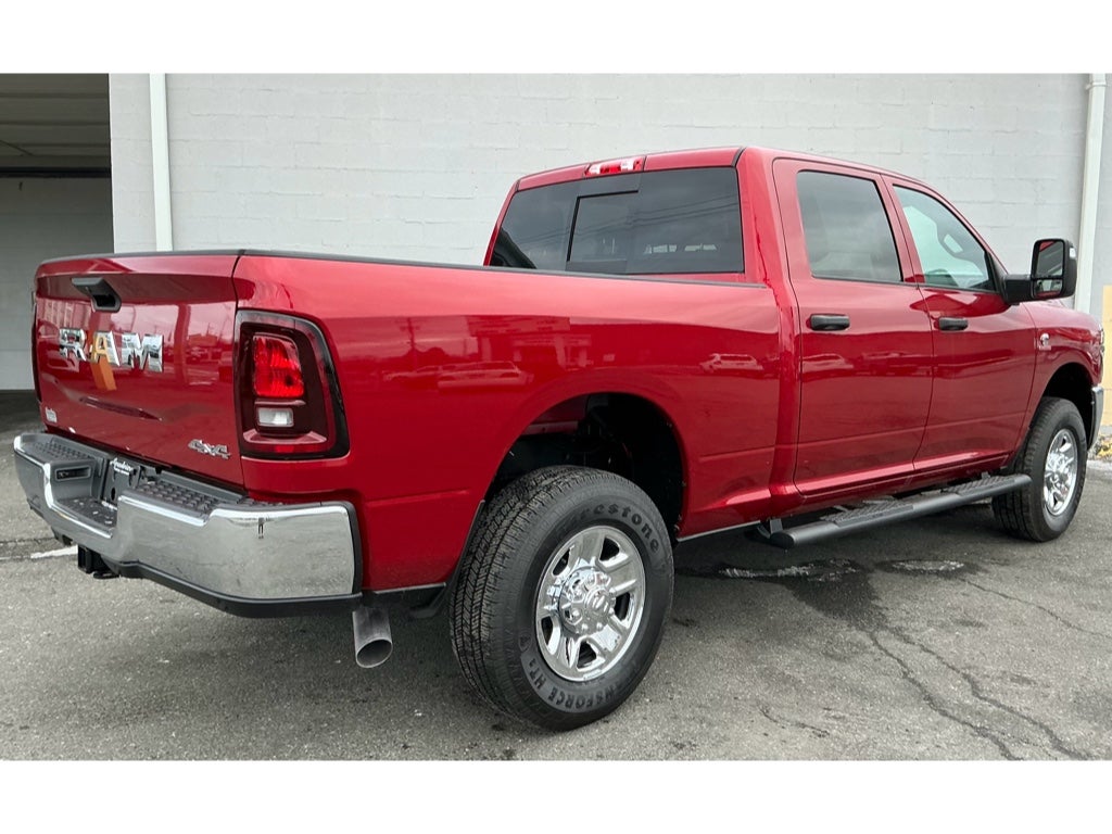 2026 RAM Ram 3500 RAM 3500 TRADESMAN CREW CAB 4X4 6'4' BOX