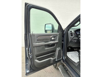 2026 RAM Ram 3500 RAM 3500 LARAMIE CREW CAB 4X4 6'4' BOX