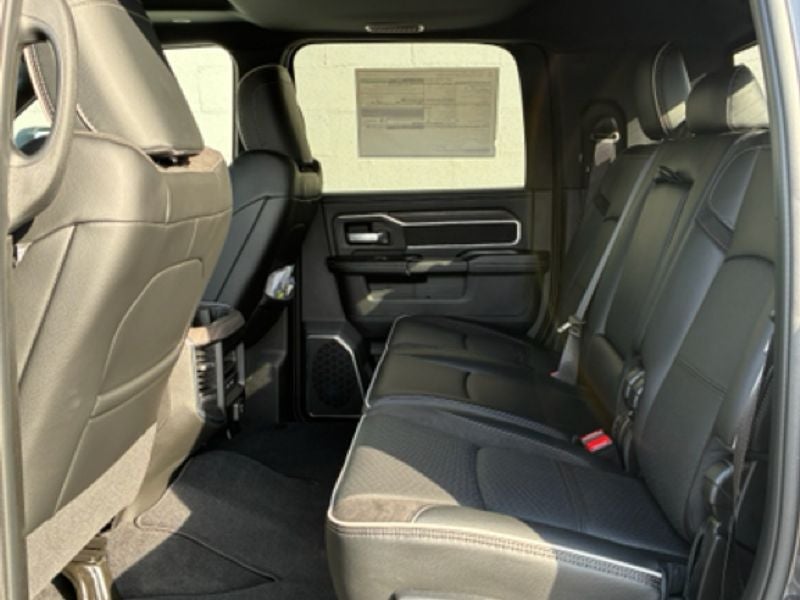 2026 RAM Ram 3500 RAM 3500 LARAMIE MEGA CAB 4X4 6'4' BOX