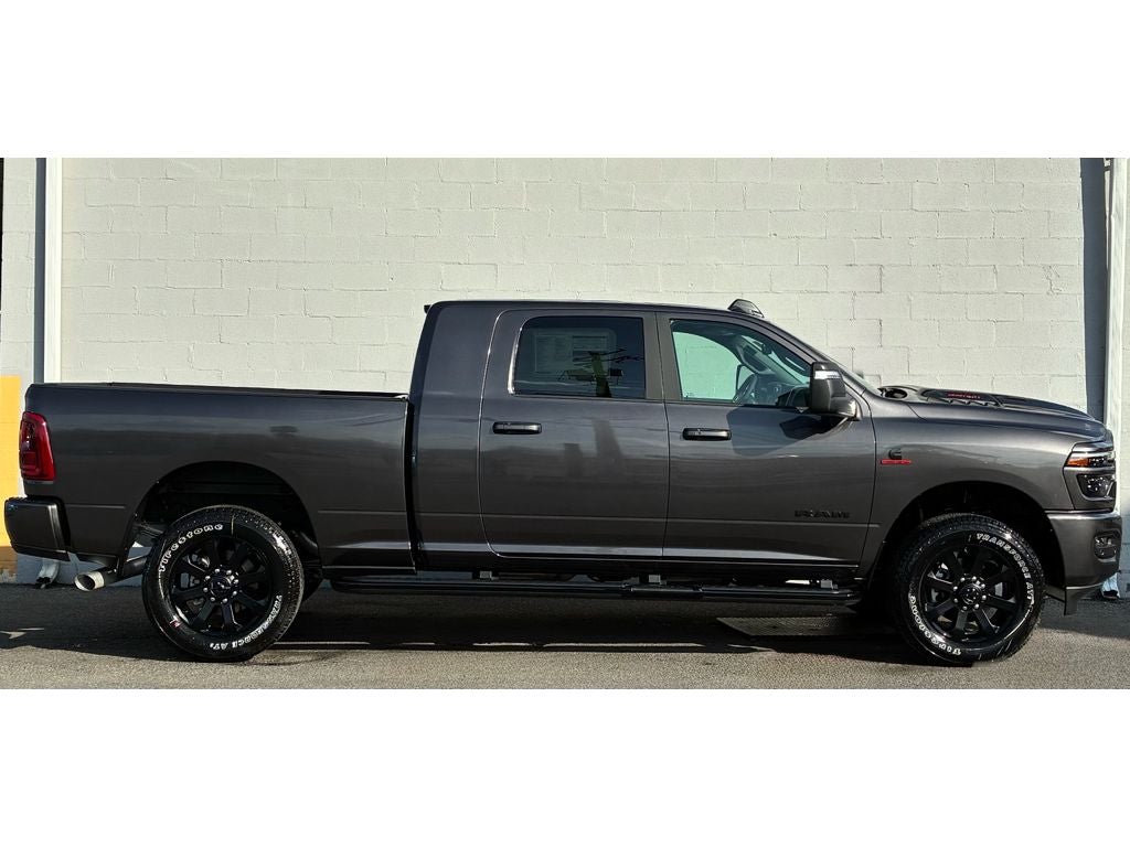 2026 RAM Ram 3500 RAM 3500 LARAMIE MEGA CAB 4X4 6'4' BOX