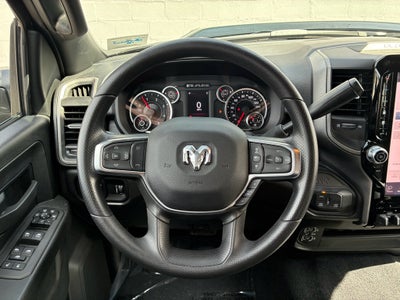 2026 RAM Ram 2500 RAM 2500 BLACK EXPRESS CREW CAB 4X4 6'4' BOX