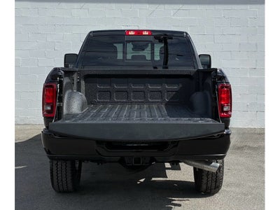 2026 RAM Ram 2500 RAM 2500 BLACK EXPRESS CREW CAB 4X4 6'4' BOX
