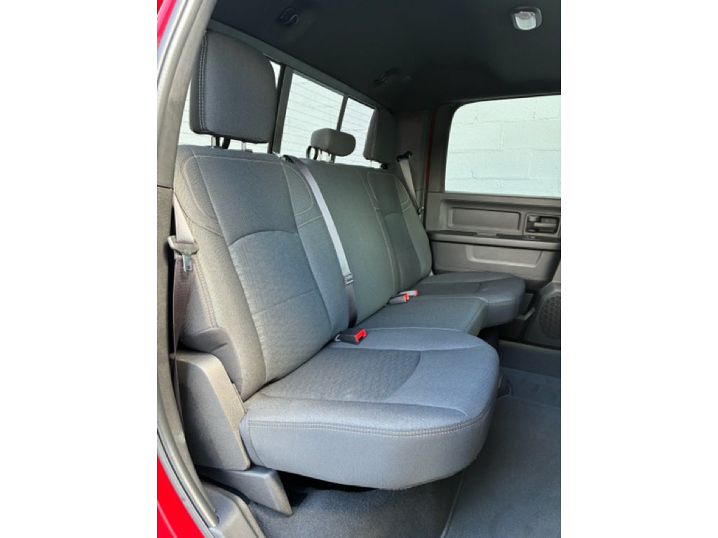 2026 RAM Ram 2500 RAM 2500 BLACK EXPRESS CREW CAB 4X4 6'4' BOX