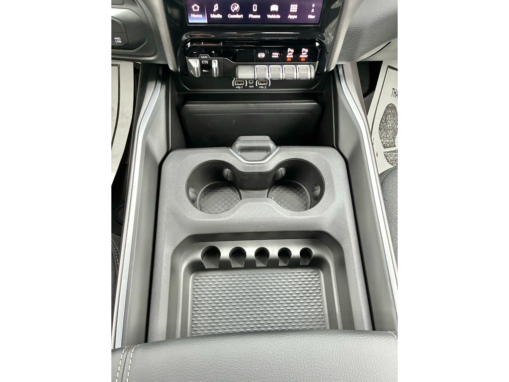 2027 RAM 2500 Big Horn
