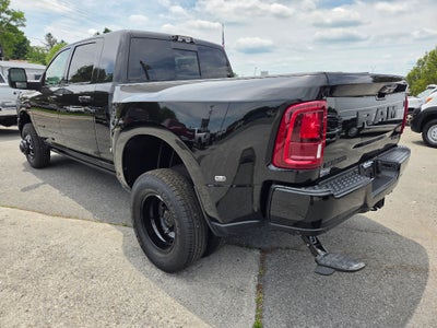 2026 RAM Ram 3500 RAM LARAMIE MEGA CAB 4X4 6'4' BOX