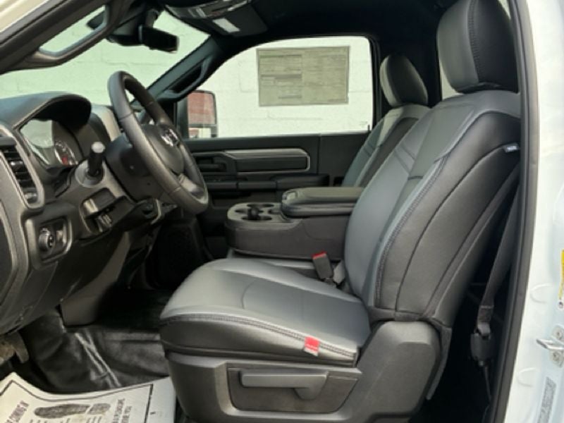 2026 RAM Ram 2500 RAM 2500 TRADESMAN REGULAR CAB 4X4 8' BOX