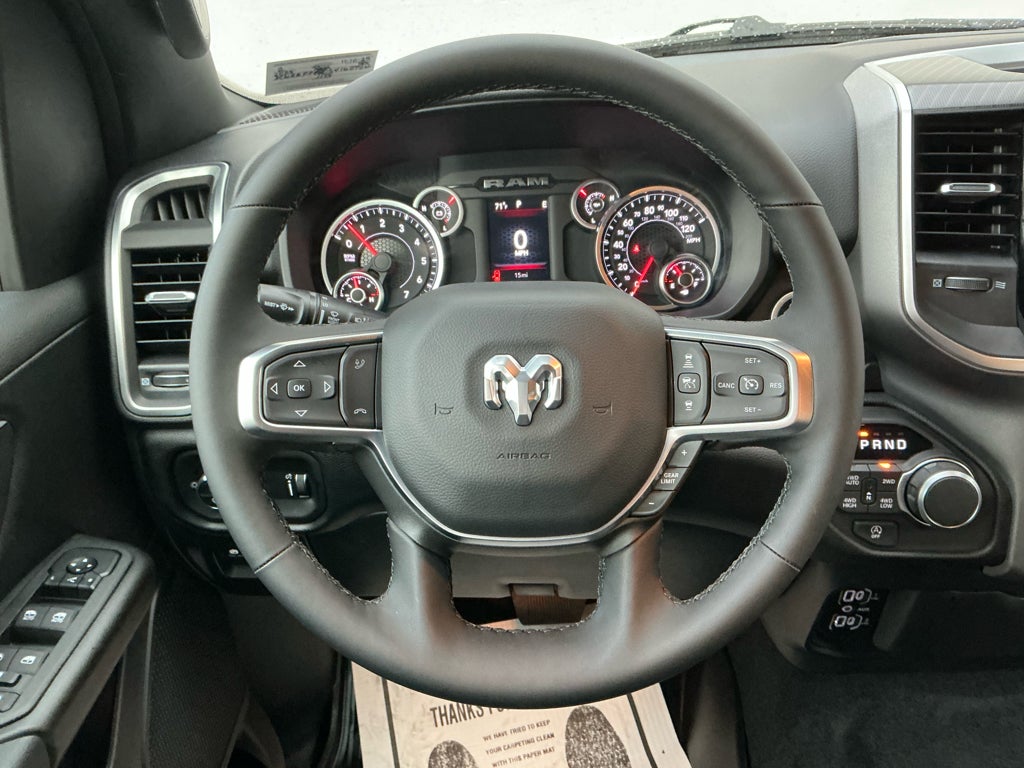 2025 RAM Ram 1500 RAM 1500 BIG HORN CREW CAB 4X4 5'7' BOX