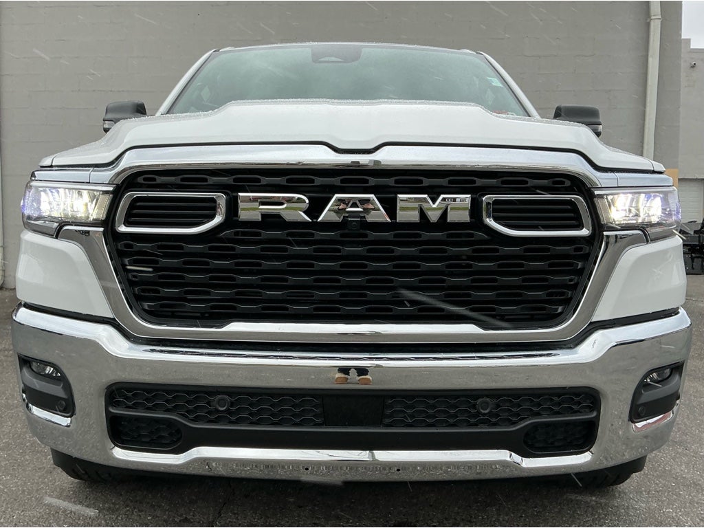 2025 RAM Ram 1500 RAM 1500 BIG HORN CREW CAB 4X4 5'7' BOX