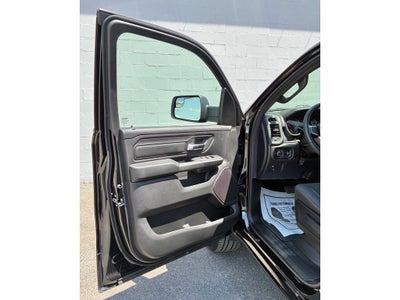 2026 RAM Ram 1500 EXPRESS CREW CAB 4X4 5'7' BOX