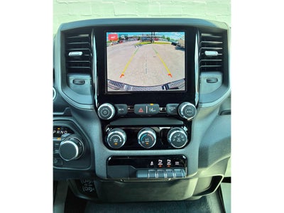 2026 RAM Ram 1500 EXPRESS CREW CAB 4X4 5'7' BOX