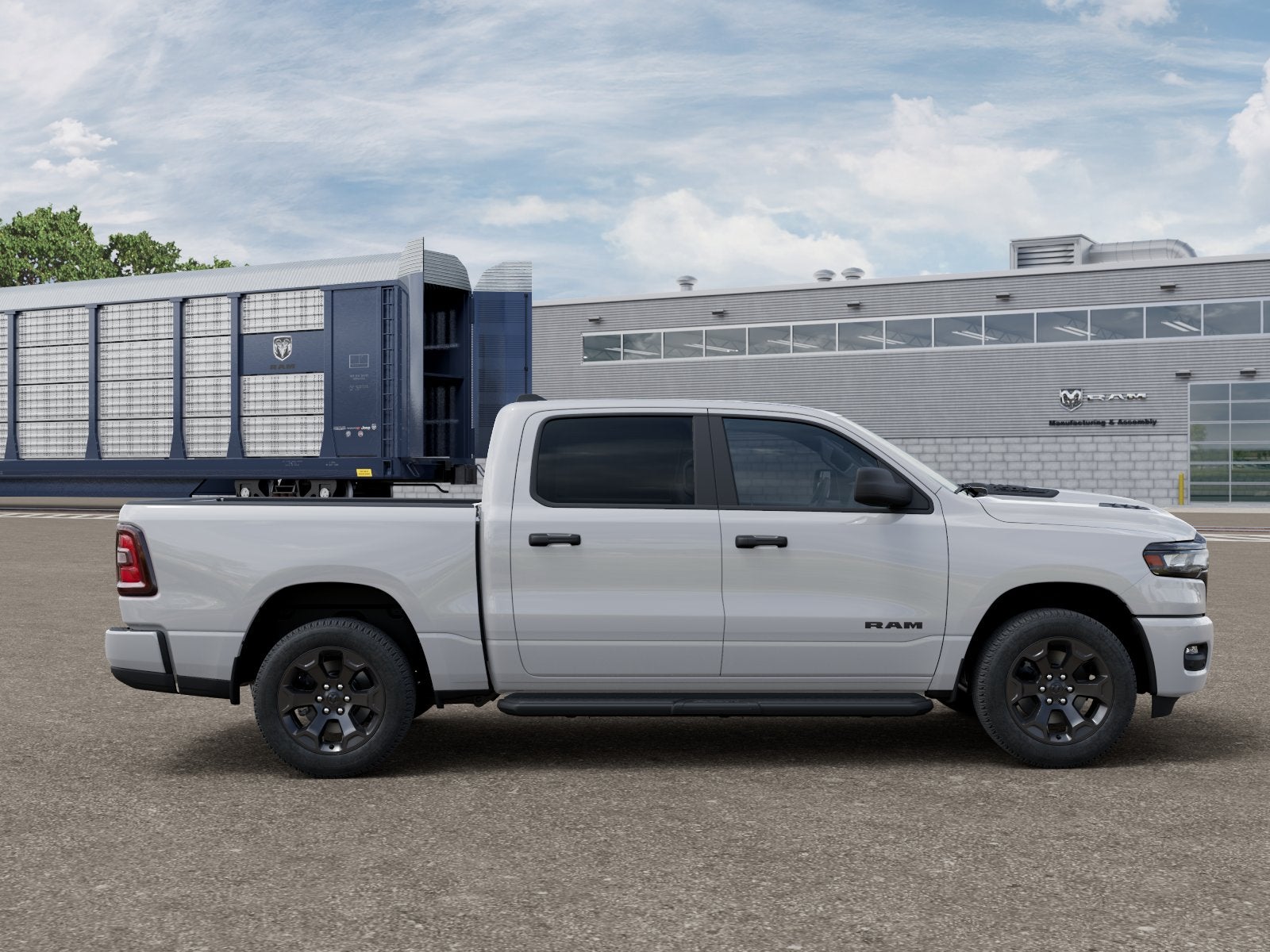 2026 RAM Ram 1500 EXPRESS CREW CAB 4X4 5'7' BOX