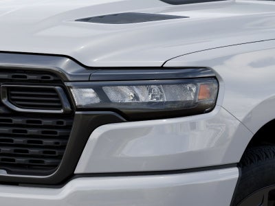 2026 RAM Ram 1500 EXPRESS CREW CAB 4X4 5'7' BOX