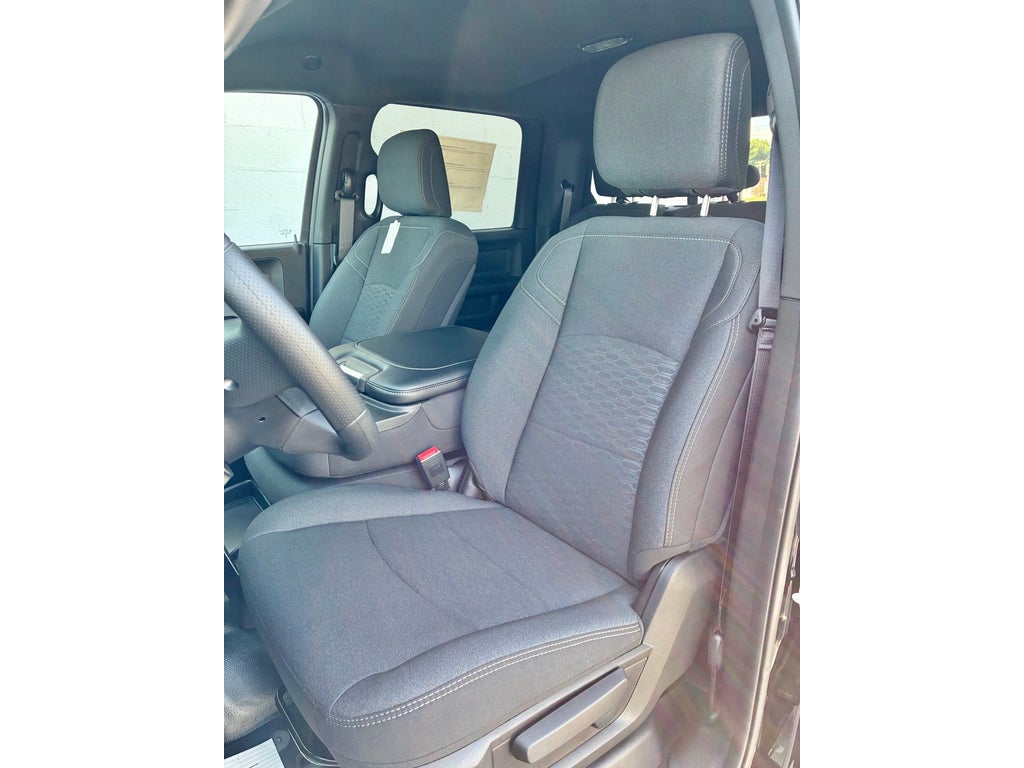 2026 RAM Ram 2500 BLACK EXPRESS CREW CAB 4X4 6'4' BOX