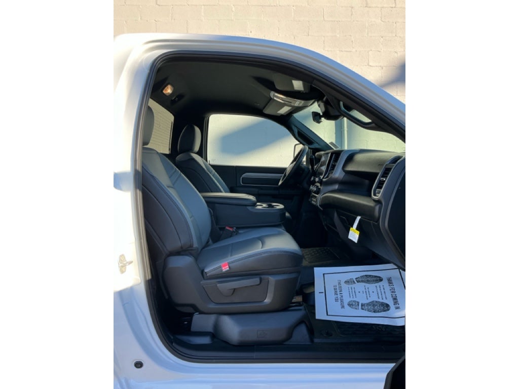 2026 RAM Ram 5500 Chassis Cab RAM 5500 TRADESMAN CHASSIS REGULAR CAB 4X4 60' CA