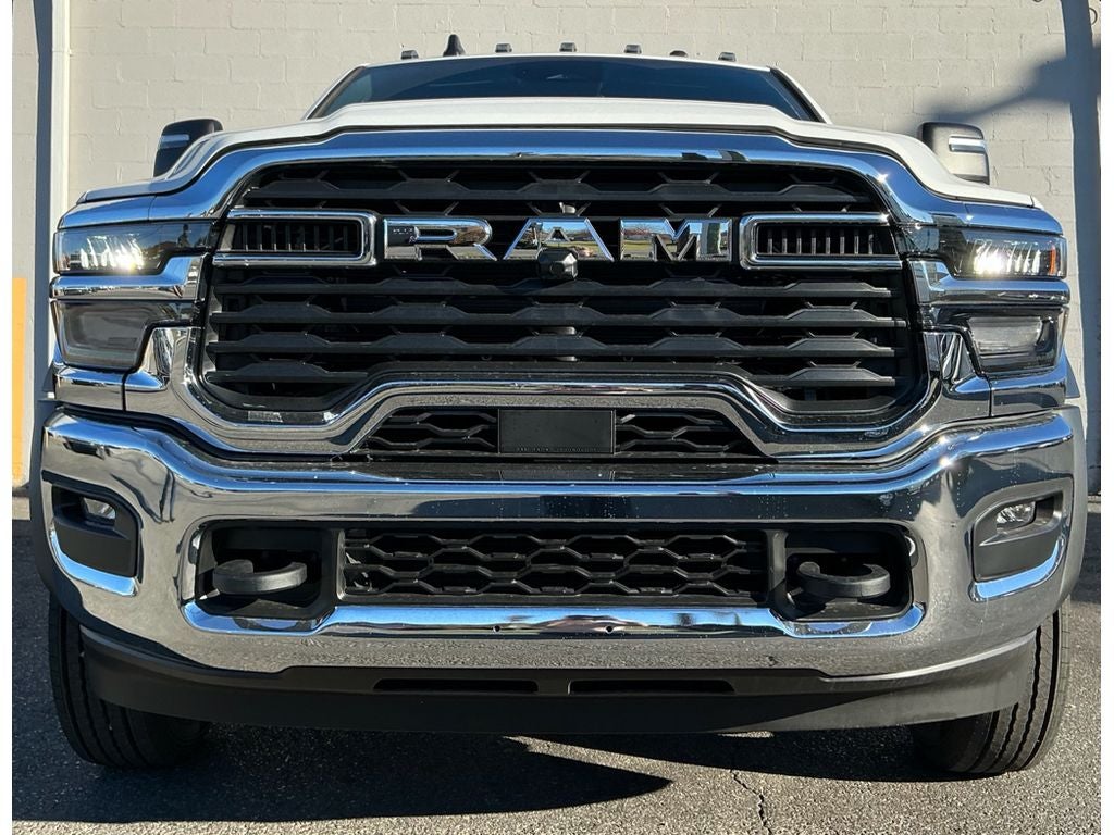 2026 RAM Ram 5500 Chassis Cab RAM 5500 TRADESMAN CHASSIS REGULAR CAB 4X4 60' CA