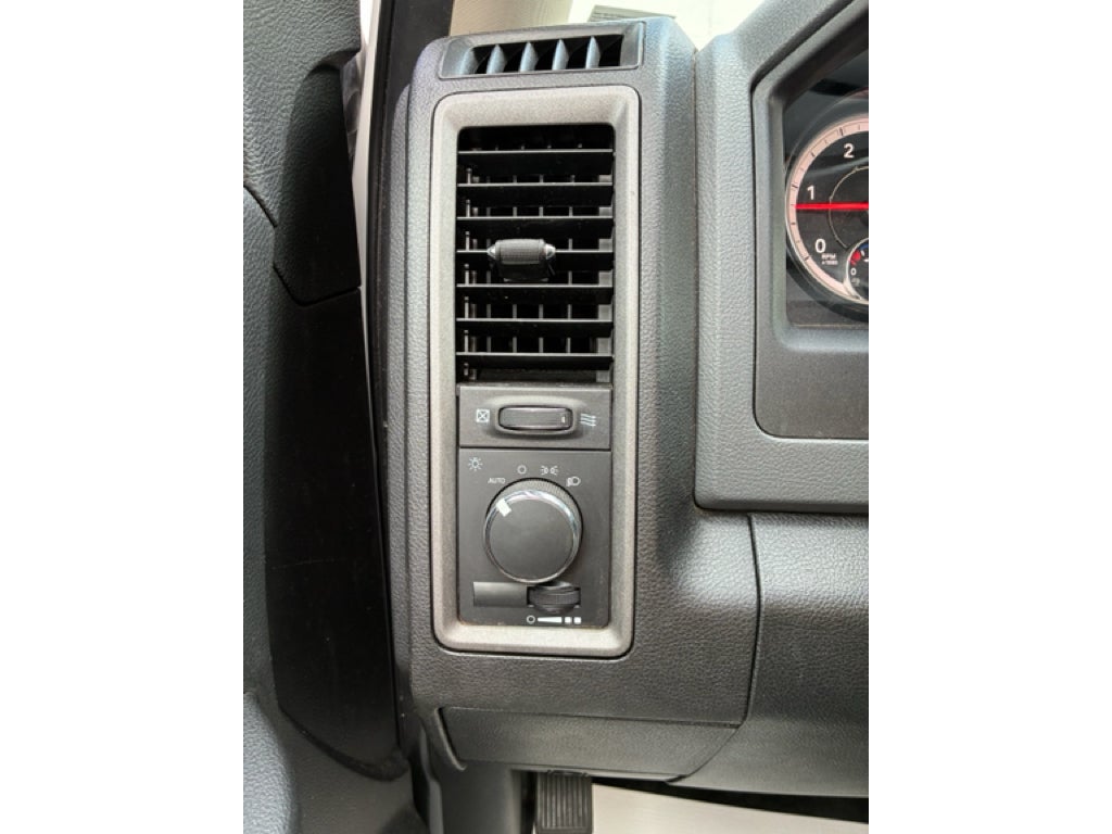 2018 RAM 5500 Chassis Tradesman/SLT/Laramie