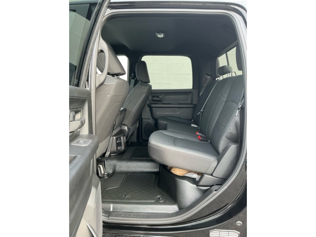 2026 RAM Ram 3500 Chassis Cab RAM 3500 TRADESMAN CREW CAB CHASSIS 4X4 60' CA