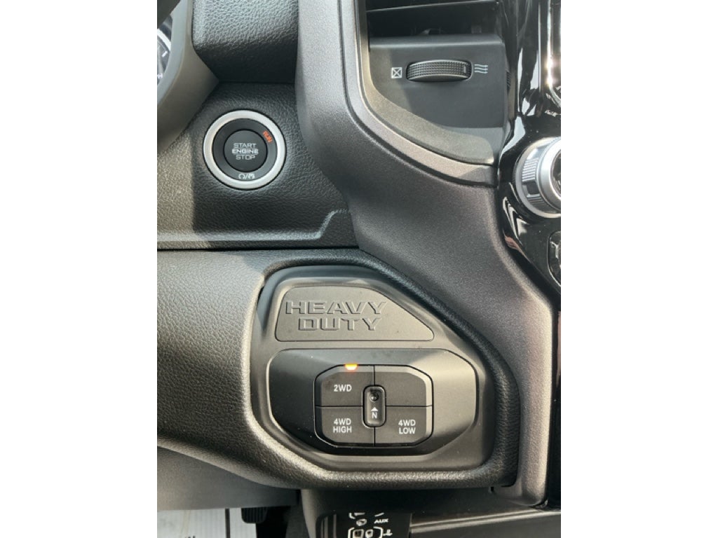 2026 RAM Ram 3500 Chassis Cab RAM 3500 TRADESMAN CREW CAB CHASSIS 4X4 60' CA