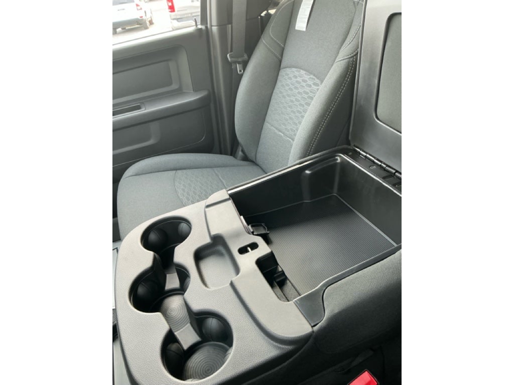 2026 RAM Ram 3500 Chassis Cab RAM 3500 TRADESMAN CREW CAB CHASSIS 4X4 60' CA