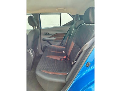 2024 Nissan Kicks SR Xtronic CVT